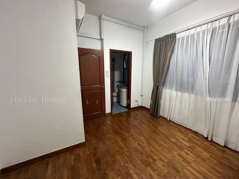 D'Manor, S$ 1,600 /月, 有地 - Terraced House