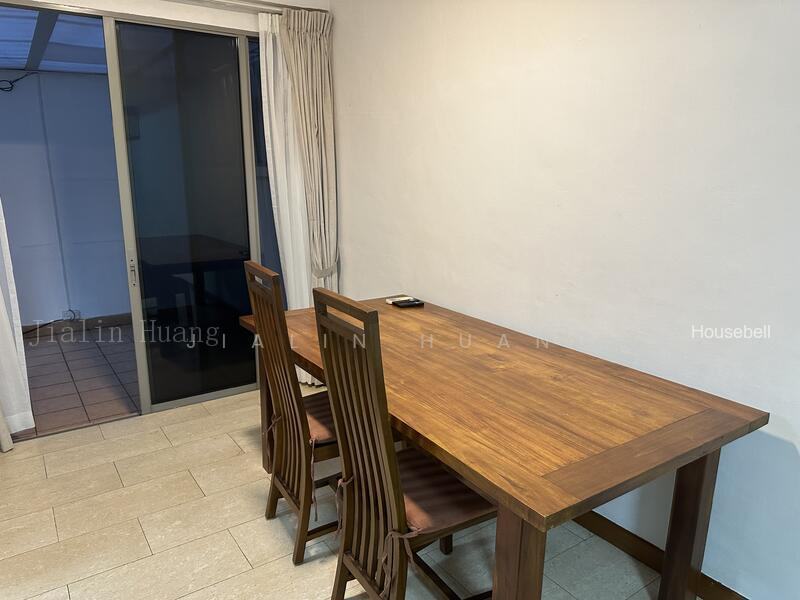 D'Manor, S$ 1,600 /月, 有地 - Terraced House