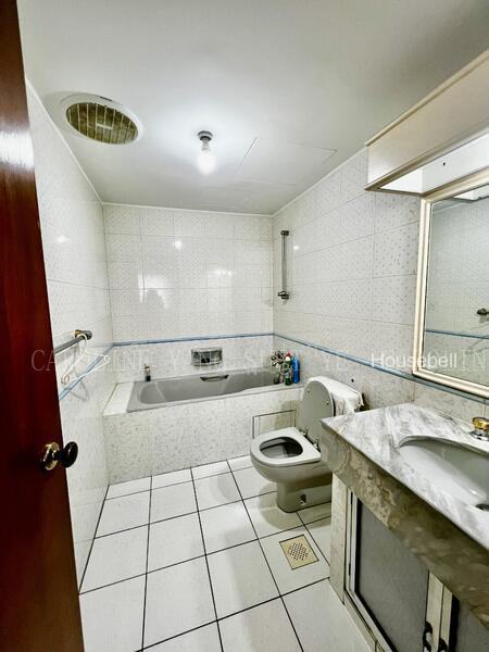 Simei, S$ 1,000 /月, 有地 - Terraced House