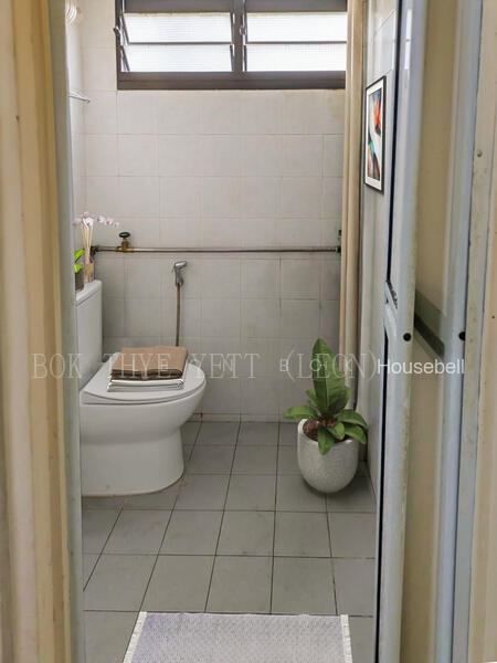 302 Ang Mo Kio Avenue 3, S$ 410,000 (最低价格), 786 sqft, 组屋 - 3 NG