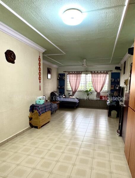 454 Jurong West Street 42, S$ 800 (Starting From) /mo, 150 sqft, HDB - 4 A