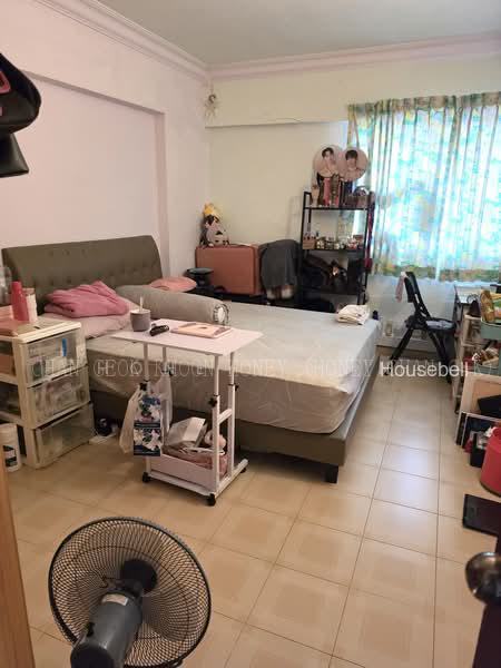 454 Jurong West Street 42, S$ 800 (Starting From) /mo, 150 sqft, HDB - 4 A