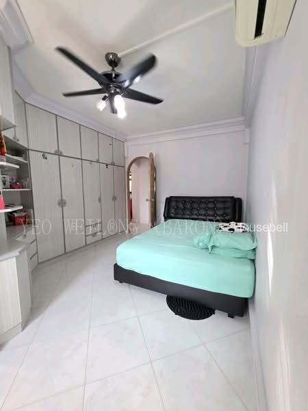 735 Jurong West Street 75, S$ 568,000 (Negotiable), 1,141 sqft, HDB - 4 A