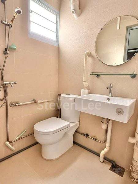 421 Bedok North Road, S$ 1,350 /月, 100 sqft, 组屋 - 4 NG
