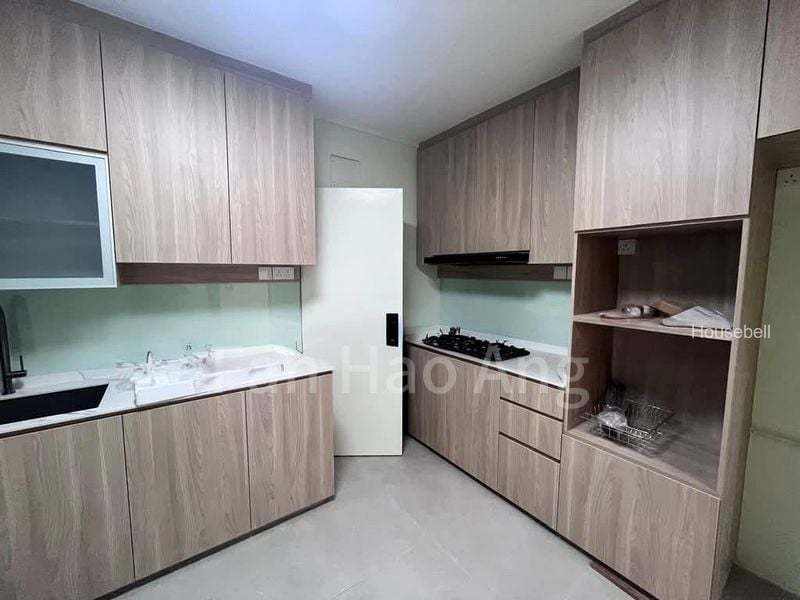 553 Woodlands Drive 44(1)