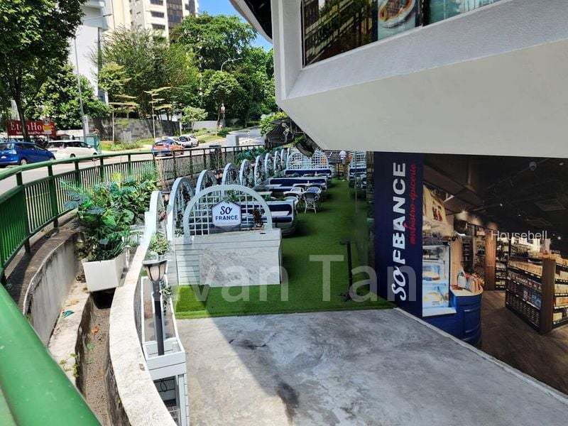 Orchard Towers(4)