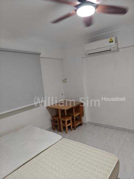 107 Teck Whye Lane, S$ 900 /月, 200 sqft, 组屋 - 4 A