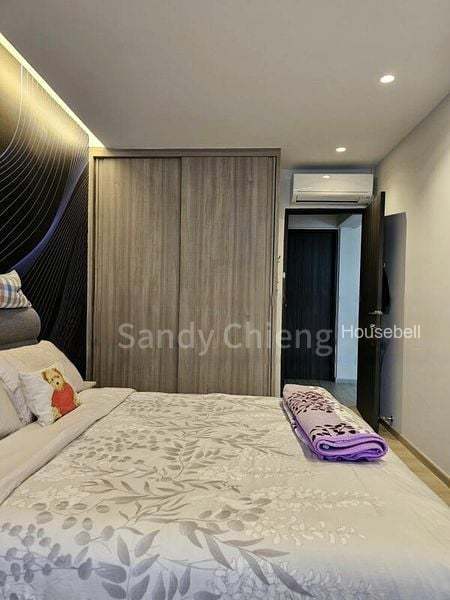 743 Jurong West Street 73(2)