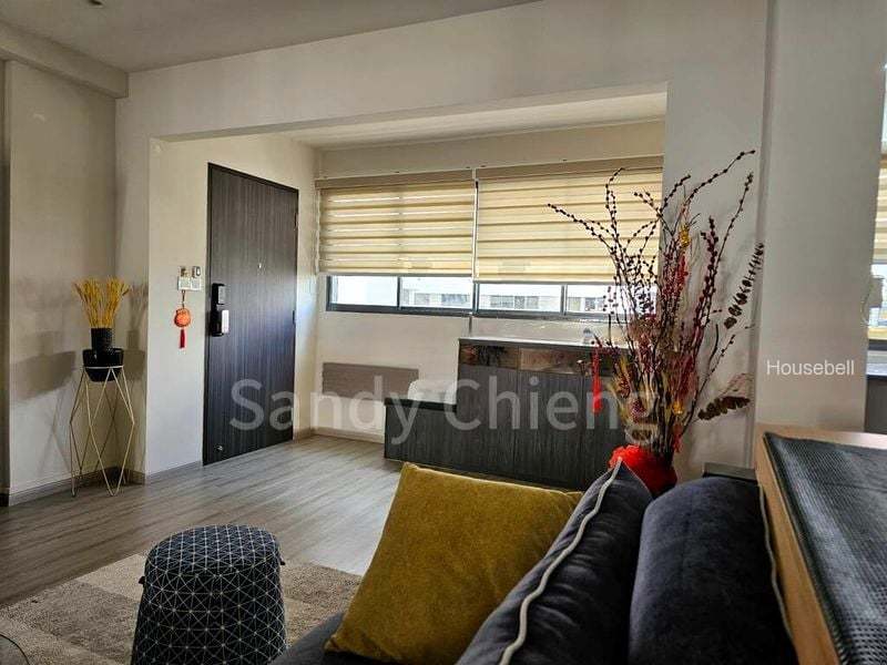 743 Jurong West Street 73(5)