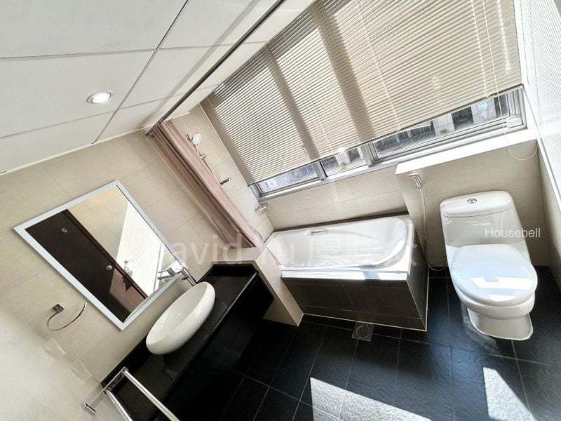 Master Room (Condo) for Rent in  UE Square, S$ 2,600 /mo, 230 sqft, Condos - Condominium