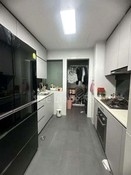 Hillview Heights, S$ 1,800 /月, 97 sqft, 公寓 - Condominium