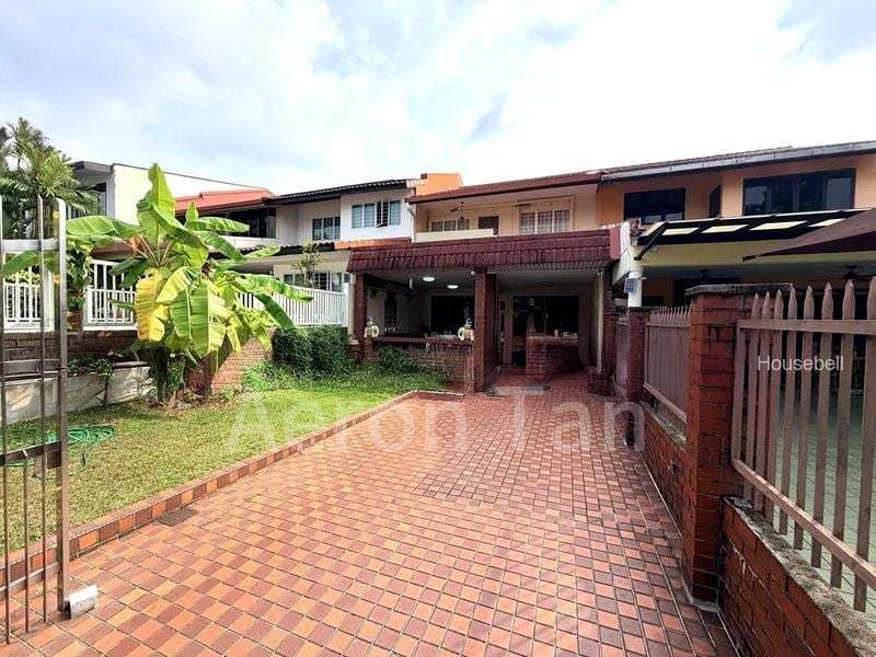 Hillview Estate, S$ 6,000 /mo, 2,300 sqft, Landed - Terraced House