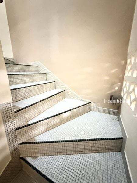 Hillview Estate, S$ 6,000 /mo, 2,300 sqft, Landed - Terraced House