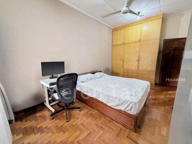 Hillview Estate, S$ 6,000 /mo, 2,300 sqft, Landed - Terraced House