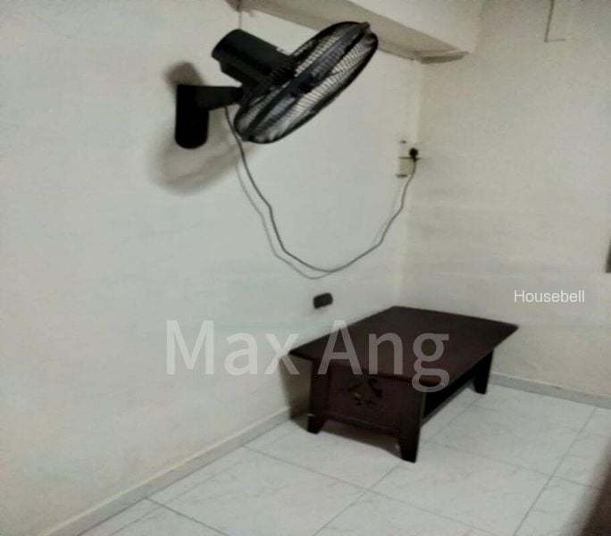 6 Marsiling Drive, S$ 900 /mo, 688 sqft, HDB - 3 S