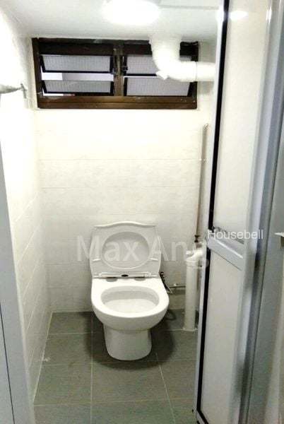 6 Marsiling Drive, S$ 900 /mo, 688 sqft, HDB - 3 S