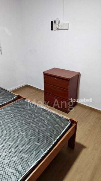 6 Marsiling Drive(3)