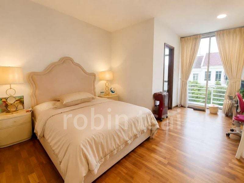 5 Bed Corner Terrace (Landed) for Sale in  Woodlands Street 32, S$ 3,190,000, 2,240 sqft, 有地 - Corner Terrace
