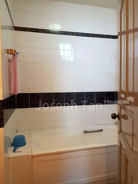 The Summit, S$ 1,399 /月, 230 sqft, 公寓 - Condominium