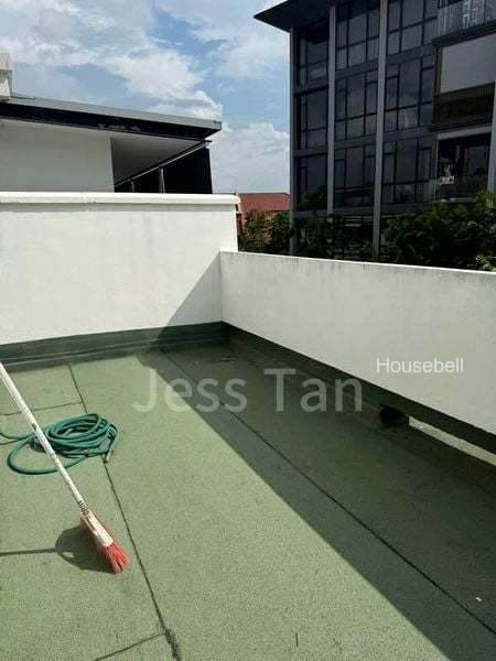 Avila Terrace, S$ 1,400 /月, 250 sqft, 有地 - Terraced House