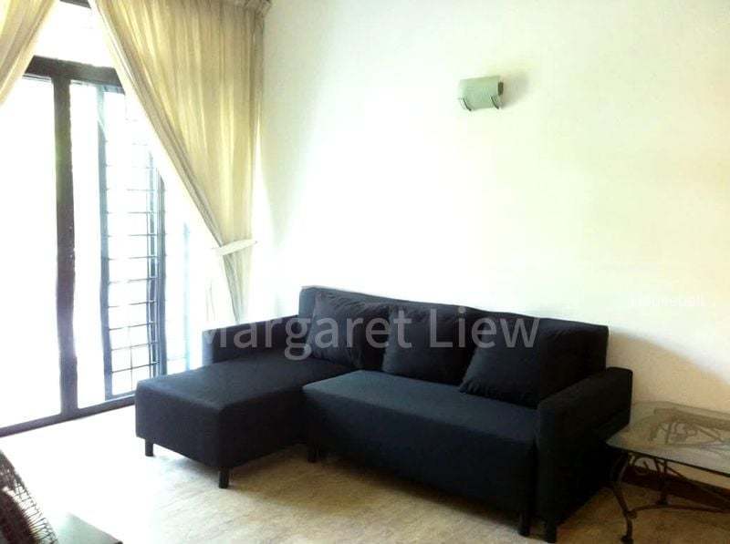 1 Bed Condo for Rent in  Holland Peak(1)