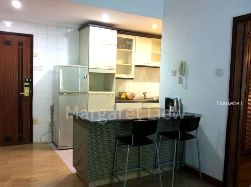 1 Bed Condo for Rent in  Holland Peak(2)