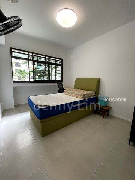 660D Jurong West Street 64(2)
