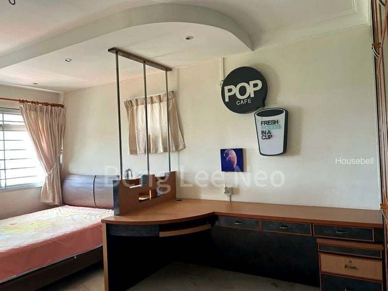 468 Hougang Avenue 8(2)