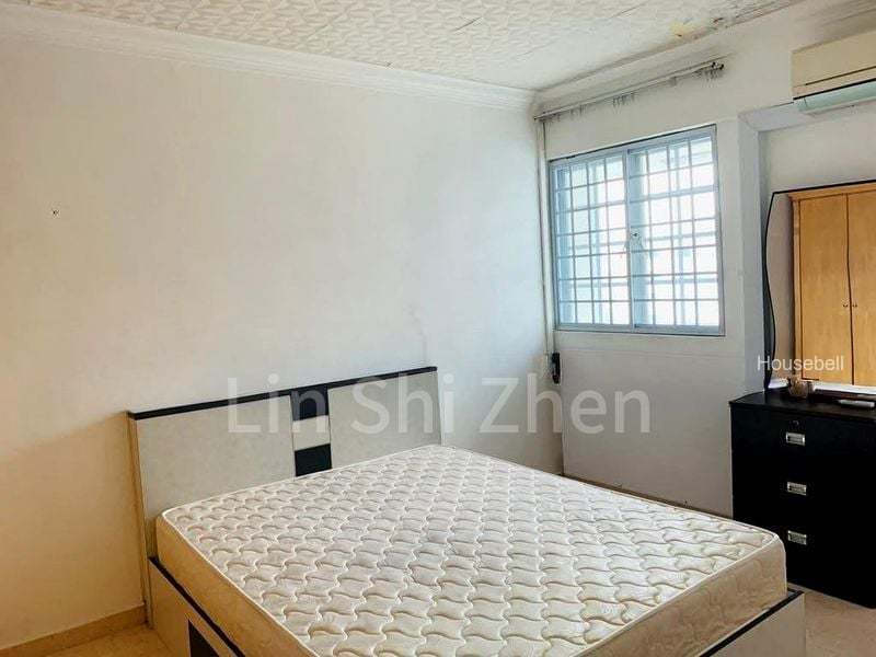 219 Serangoon Avenue 4, S$ 2,900 /mo, 721 sqft, HDB - 3 NG