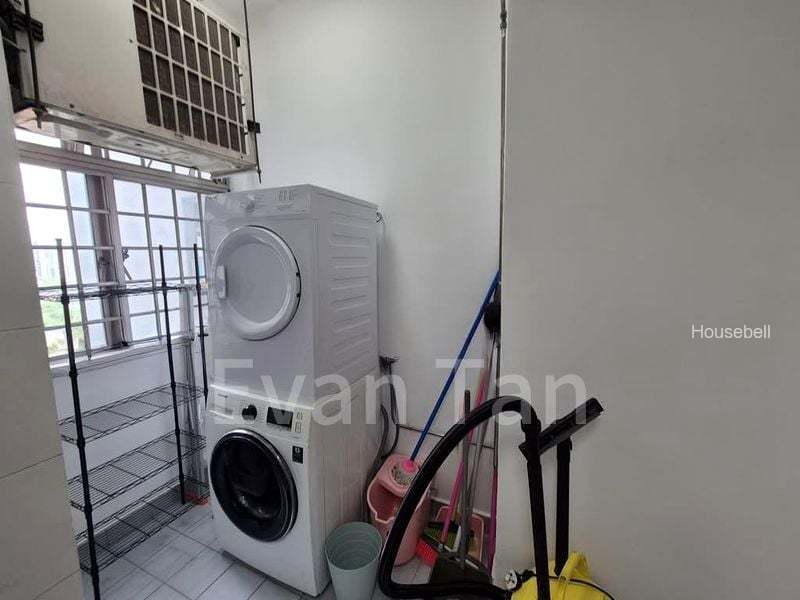 Ava Towers, S$ 1,200 /mo, 150 sqft, Condos - Apartment