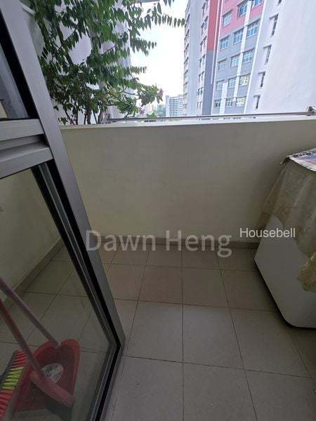 107A Canberra Street, S$ 800 /月, 120 sqft, 组屋 - 3 A