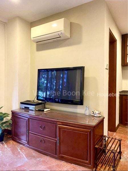 Kew Crescent, S$ 2,800 /月, 2,583 sqft, 有地 - Town House