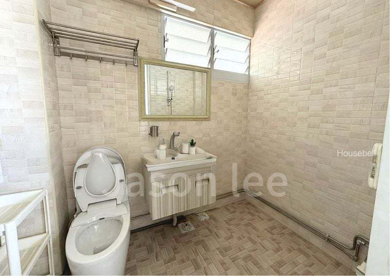 757 Yishun Street 72, S$ 700,000, 1,313 sqft, HDB - 5 I