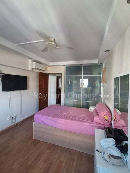 165 Tampines Street 12, S$ 880,000, 1,442 sqft, HDB - 5 Generic