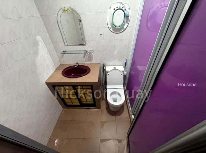 323 Sembawang Close