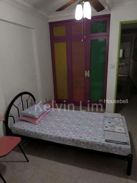 383A Bukit Batok West Avenue 5, S$ 800 /mo, 90 sqft, HDB - 4 A