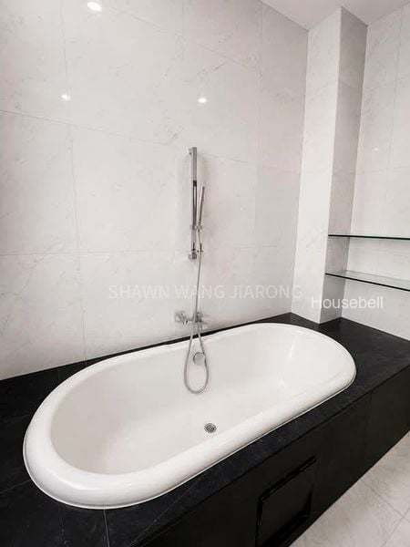 6 Bed Bungalow (Landed) for Rent in  Ponggol Twenty-Fourth Avenue, S$ 12,500 /mo, 4,692 sqft, Landed - Bungalow House