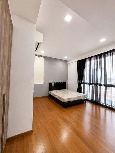 6 Bed Bungalow (Landed) for Rent in  Ponggol Twenty-Fourth Avenue, S$ 12,500 /mo, 4,692 sqft, Landed - Bungalow House