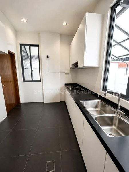 6 Bed Bungalow (Landed) for Rent in  Ponggol Twenty-Fourth Avenue, S$ 12,500 /mo, 4,692 sqft, Landed - Bungalow House