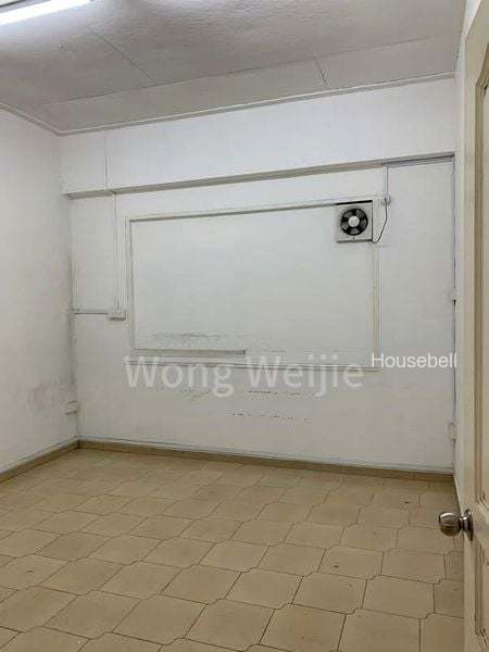 4 Bed Walk-up Apartment (Condo) for Sale in  Changi Road, S$ 1,700,000, 1,323 sqft, 公寓 - Walk-up