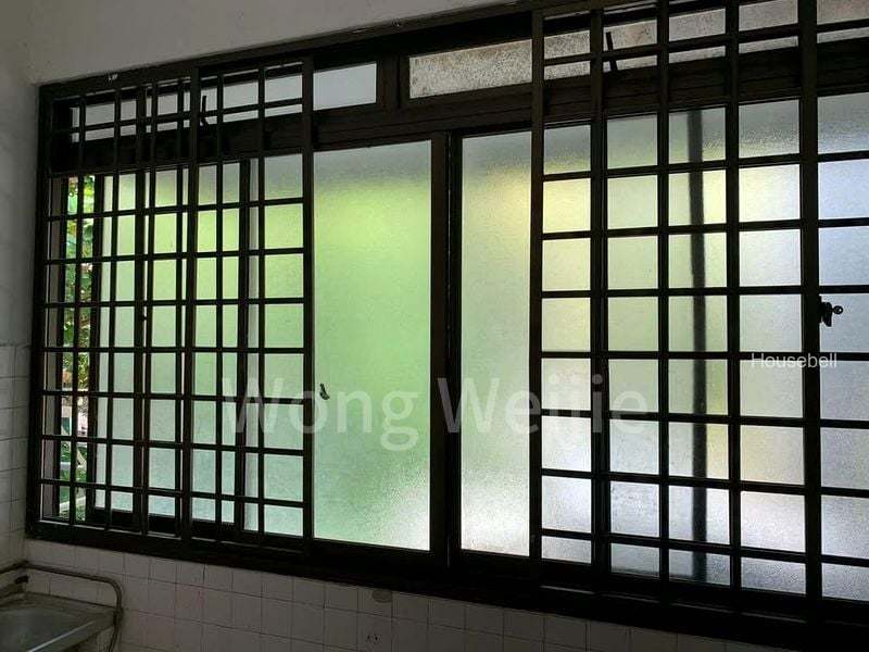 4 Bed Walk-up Apartment (Condo) for Sale in  Changi Road, S$ 1,700,000, 1,323 sqft, 公寓 - Walk-up