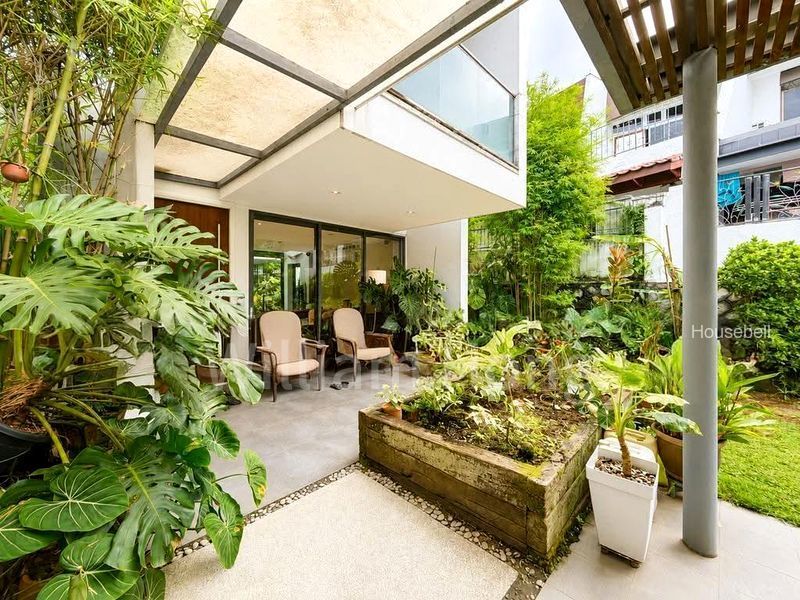 6 Bed Corner Terrace (Landed) for Sale in  Jalan Rindu, S$ 7,280,000, 4,854 sqft, 有地 - Corner Terrace