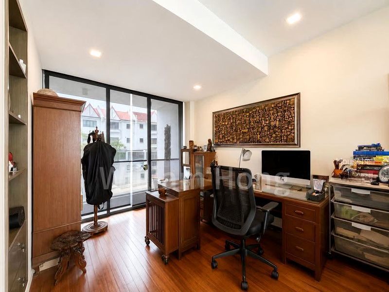 6 Bed Corner Terrace (Landed) for Sale in  Jalan Rindu, S$ 7,280,000, 4,854 sqft, 有地 - Corner Terrace
