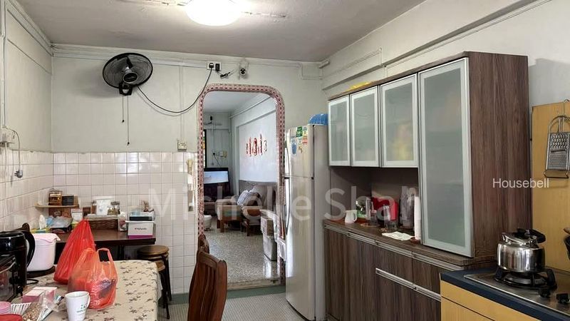 332 Ang Mo Kio Avenue 1, S$ 400,000, 732 sqft, HDB - 3 NG