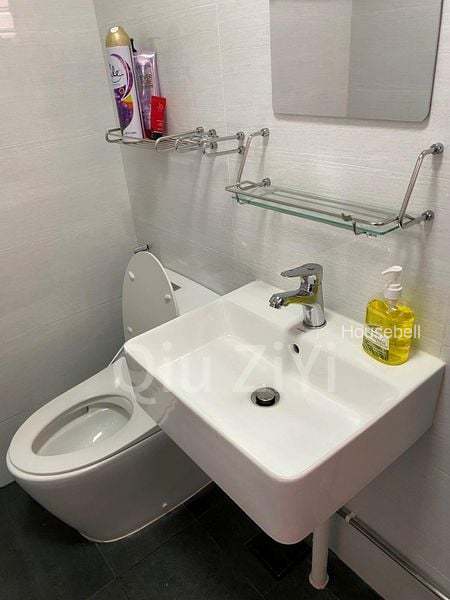 447 Bright Hill Drive, S$ 1,000 /月, 150 sqft, 组屋 - 4 A