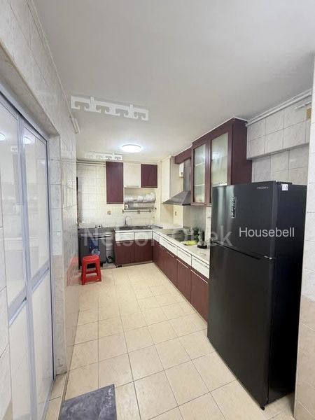 655B Jurong West Street 61(6)