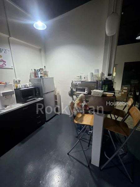 Walk-up for Room Rent: Tanjong Katong Road, S$ 990 /月, 300 sqft, 公寓 - Walk-up