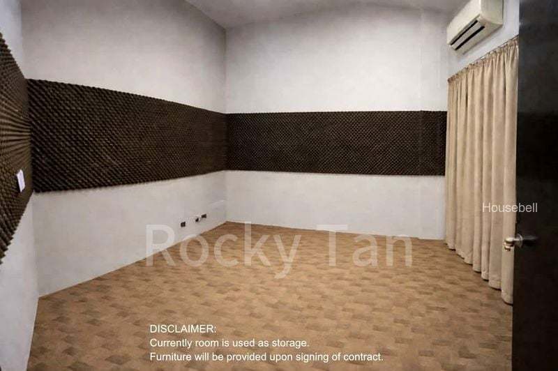 Walk-up for Room Rent: Tanjong Katong Road, S$ 990 /月, 300 sqft, 公寓 - Walk-up