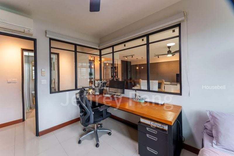 5 Room (5I) HDB for Sale in  217D Sumang Walk(4)