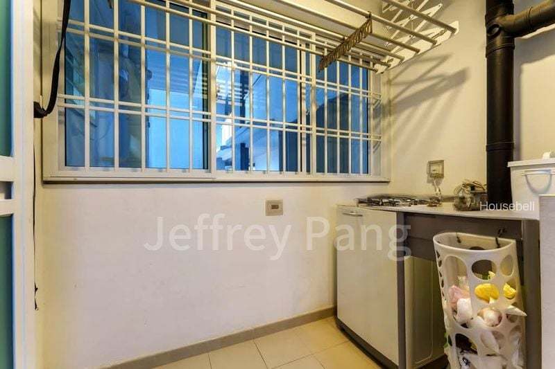 5 Room (5I) HDB for Sale in  217D Sumang Walk(6)